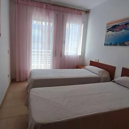 Solarium Parking Y Wifi A 100 Metros De La Playa * Tossa de Mar